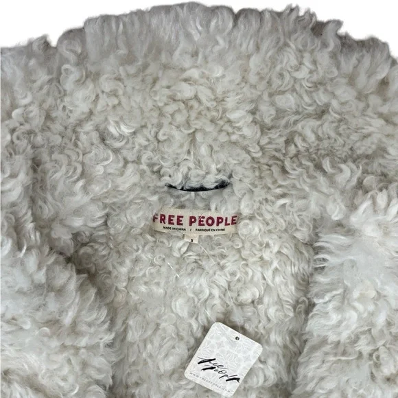 Kiki Sherpa Jacket in Black Combo | Size Small | NWT - Picture 10 of 13